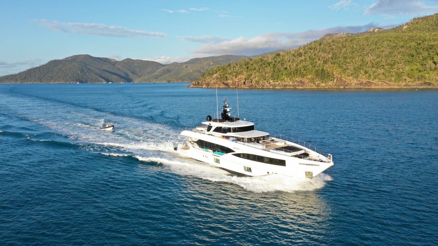 Aroona Luxury Boat Charters